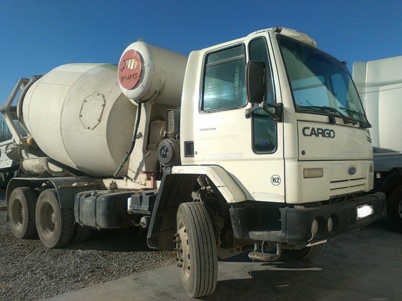 https://admin.usados.rutasurtrucks.com.ar/uploads/croped/2019-08-30-03-45-06WhatsApp Image 2019-08-08 at 10.22.43 (1).jpeg